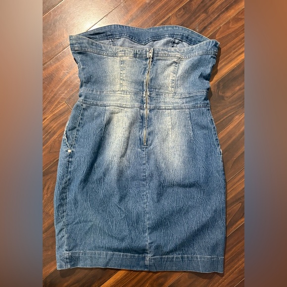 Blue Asphalt Strapless Denim Dress Women’s M Ruched Faded Jean Tube Mini - Picture 4 of 4